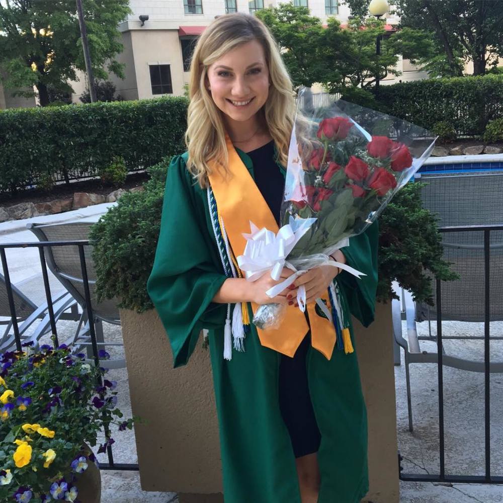 Meet your Posher, Hannah